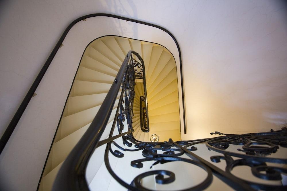 Hotel Zur Wiener Staatsoper Kültér fotó